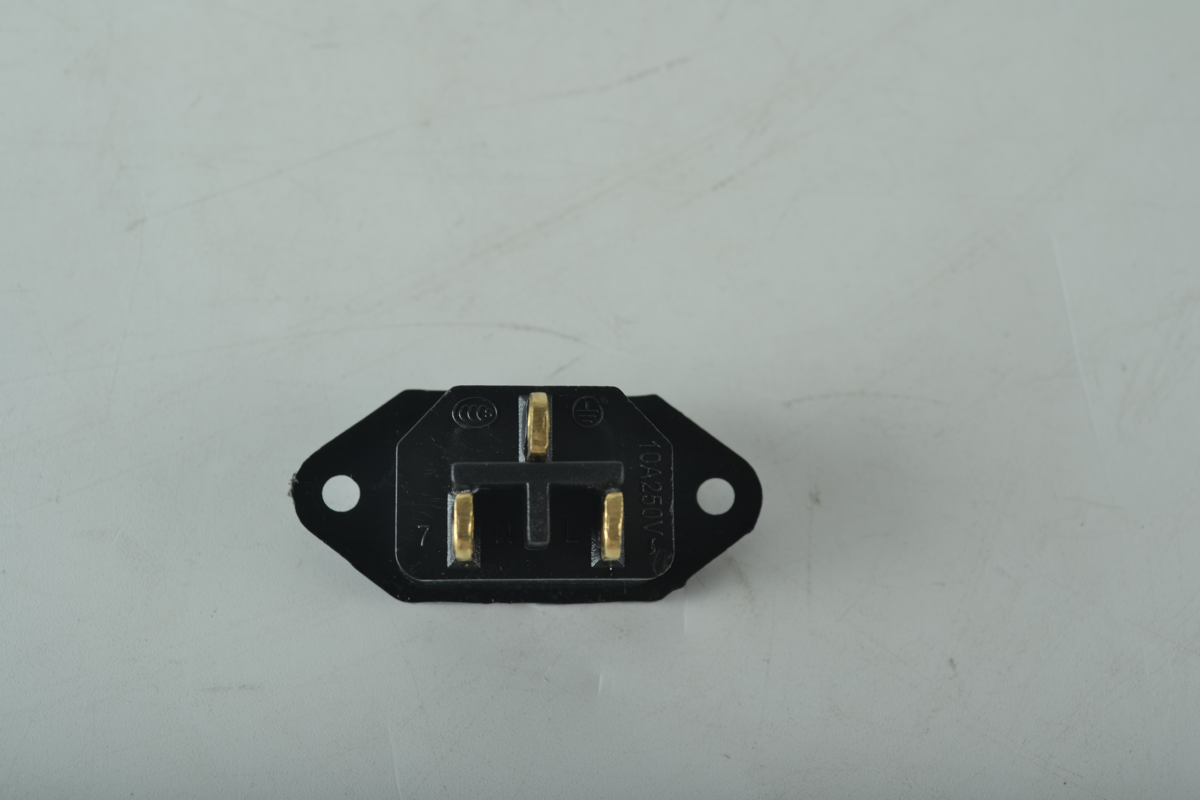 Socket - B08010006